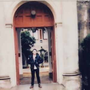 Meet your Posher, Christian